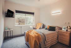 Marina Room 1